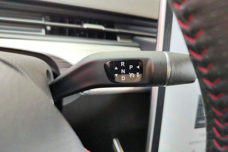 Used NETA V 2022 Chao 400 Lite Gear Lever
