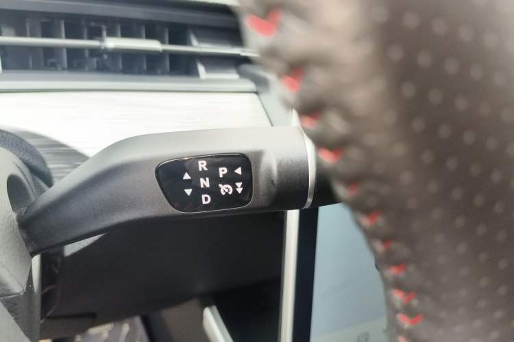 Used NETA V 2022 Chao 400 Lite Gear Lever