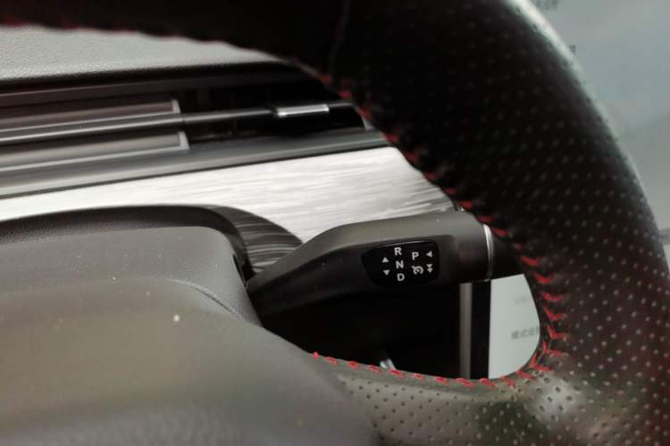 Used NETA V 2022 Chao 400 Lite Gear Lever