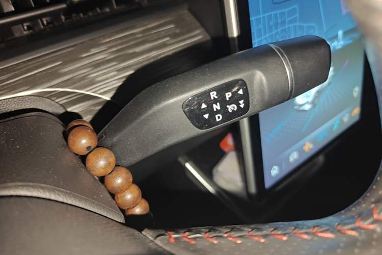 Used NETA V 2022 Chao 400 Lite Gear Lever