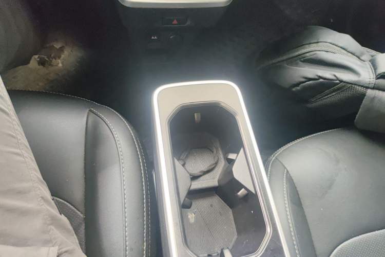 Used NETA V 2022 Chao 400 Lite Gear Lever