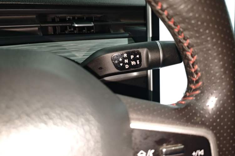 Used NETA V 2022 Chao 400 Lite Gear Lever