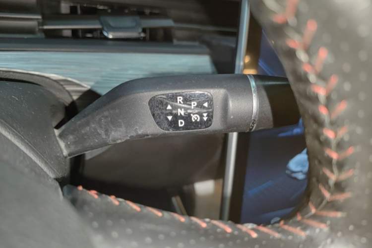 Used NETA V 2022 Chao 400 Lite Gear Lever