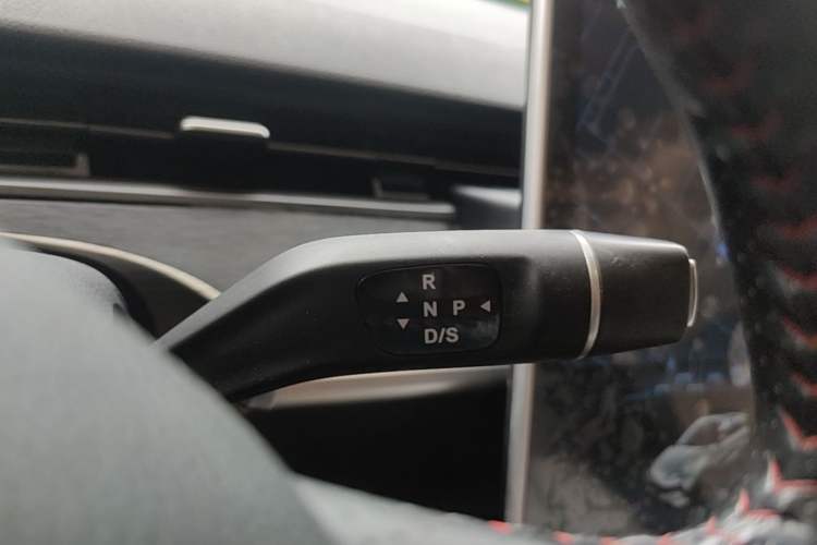Used NETA V 2022 Chao 400 Lite Gear Lever