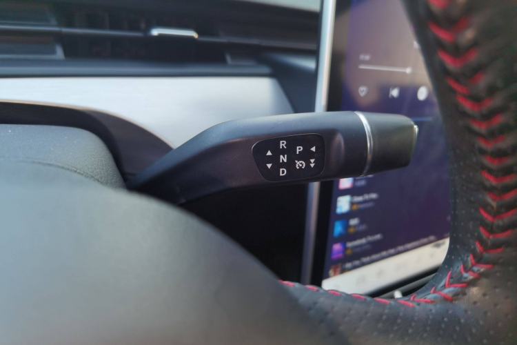 Used NETA V 2022 Pro Long-Range Smart Edition Gear Lever