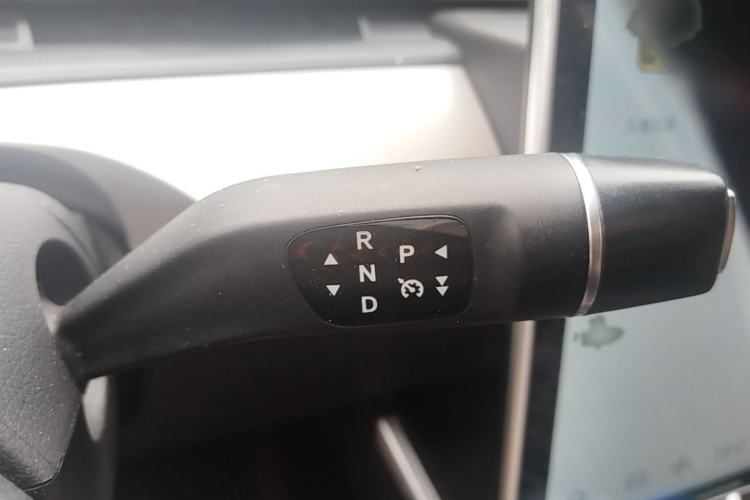 Used NETA V 2022 Pro Long-Range Smart Edition Gear Lever