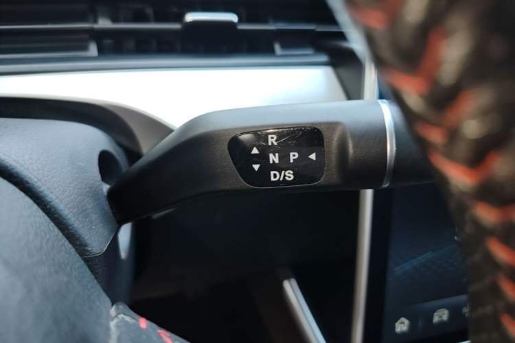 Used NETA V 2022 Chao 400 Lite Gear Lever