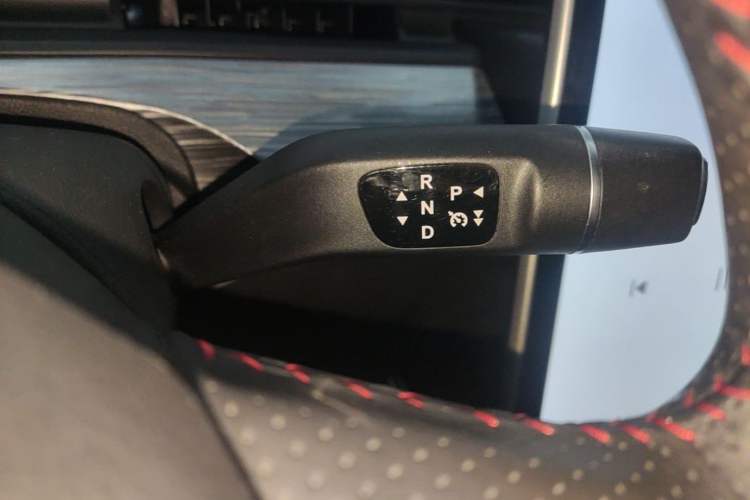 Used NETA V 2022 Chao 400 Lite Gear Lever
