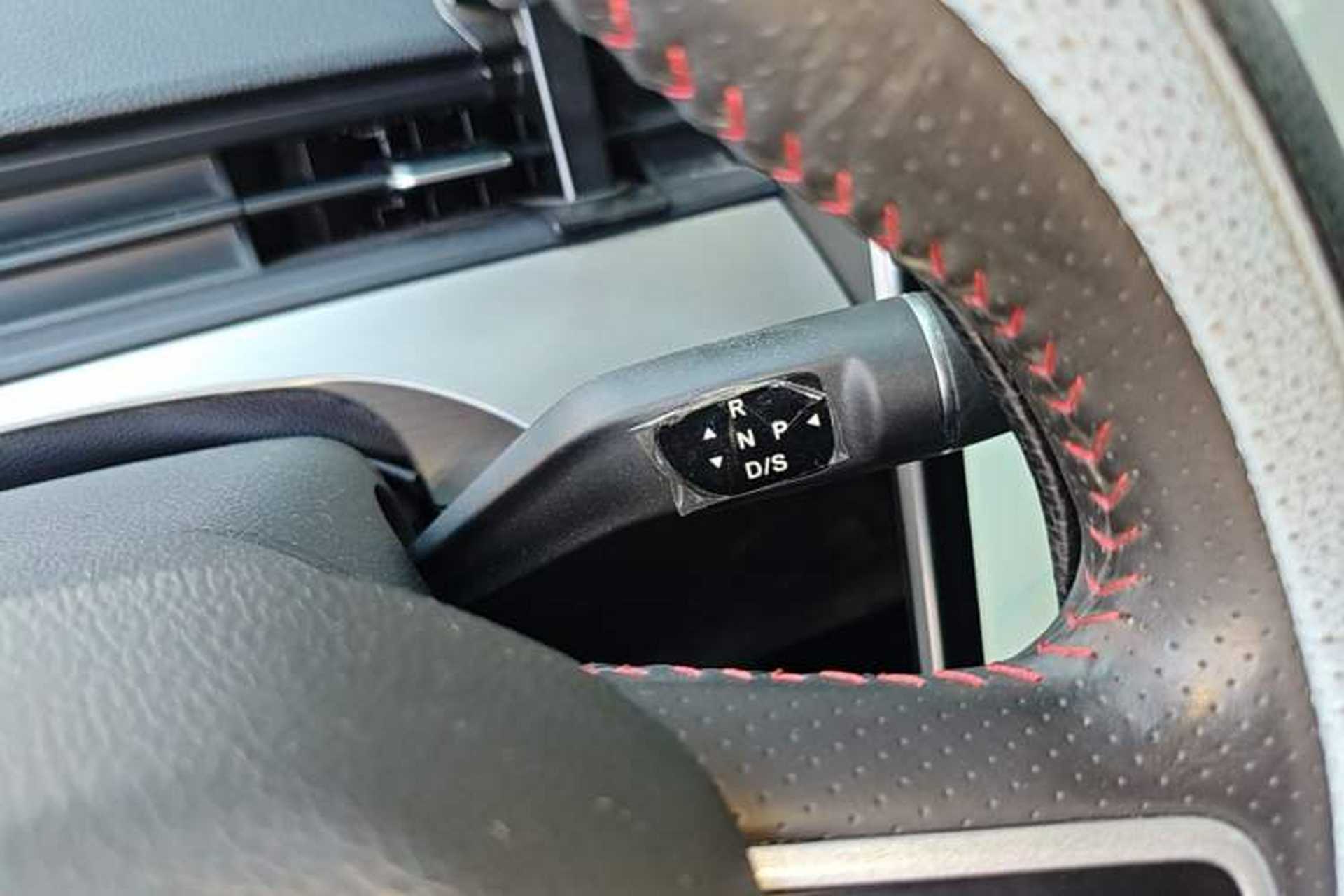 Used NETA V 2022 Standard Range Industry Custom Edition Gear Lever