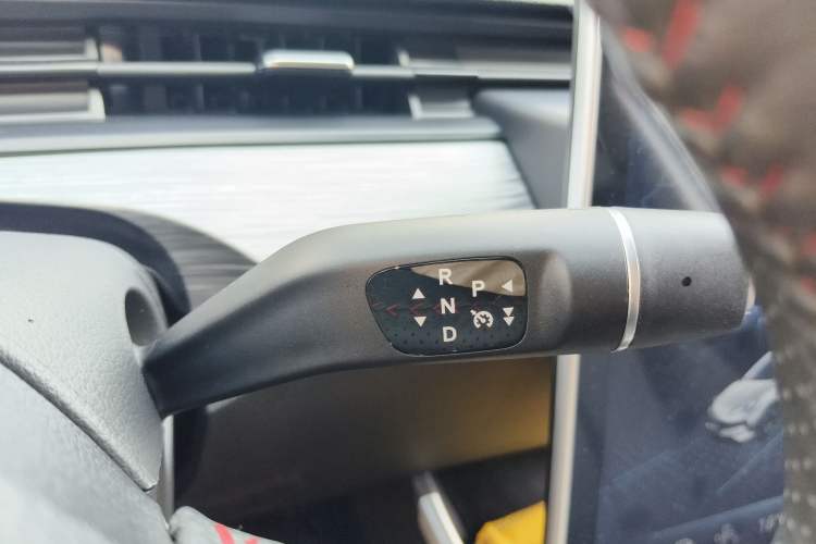 Used NETA V 2022 Chao 400 Lite Gear Lever