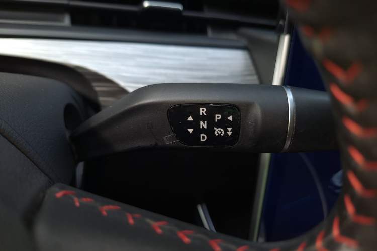 Used NETA V 2022 Chao 400 Lite Gear Lever