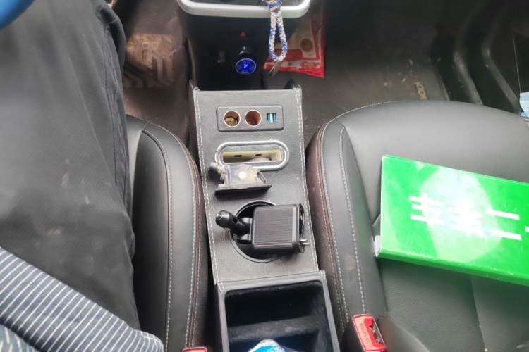 Used NETA V 2022 Long-Range Industry Custom Edition Gear Lever