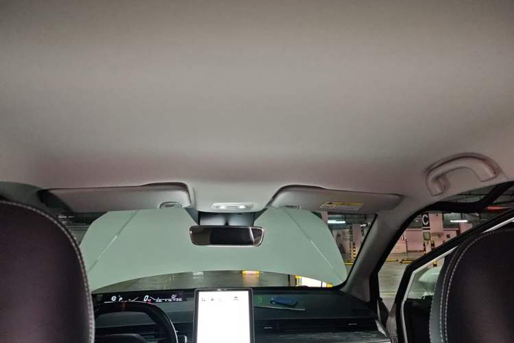 Used NETA V 2022 Chao 300 Lite Lithium Iron Phosphate Headliner