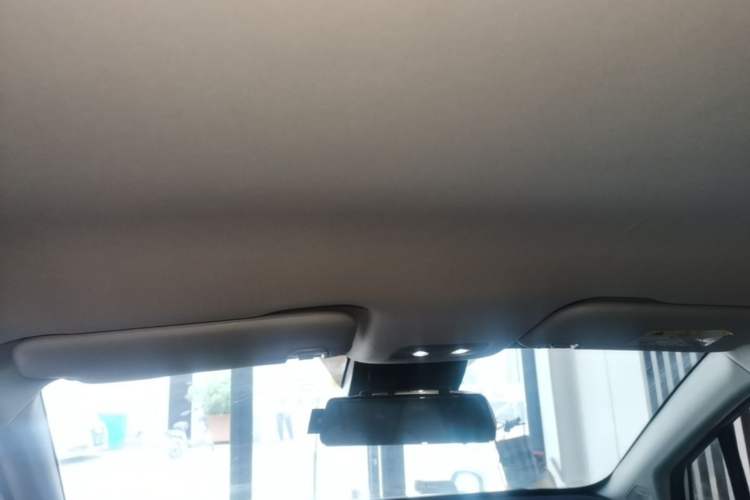 Used NETA V 2022 Chao 300 Lite Ternary Lithium Headliner