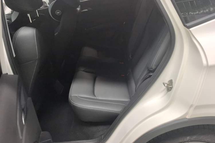 Used NETA V 2022 Chao 300 Lite Lithium Iron Phosphate Interior 1