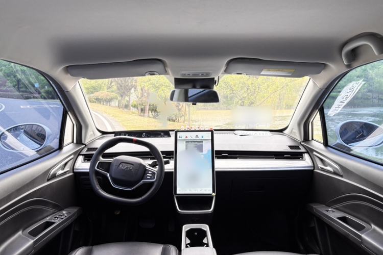 Used NETA V 2022 Chao 300 Lite Ternary Lithium Interior 11