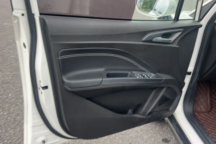 Used NETA V 2022 Chao 300 Lite Ternary Lithium Interior 2