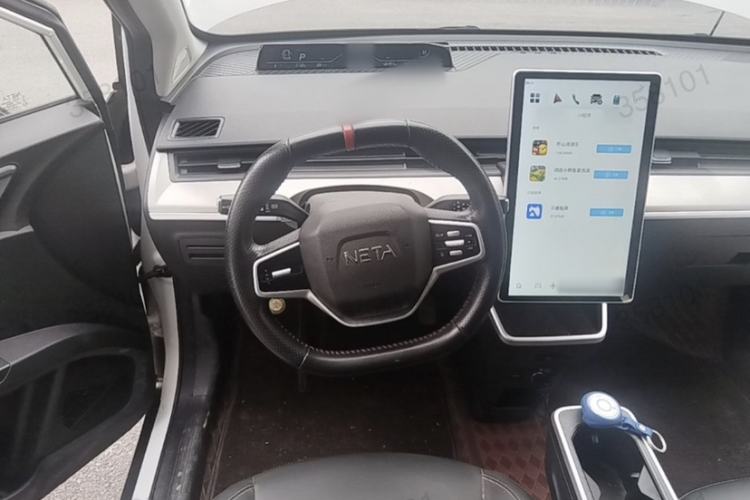 Used NETA V 2022 Pro Long-Range Smart Edition Interior 2