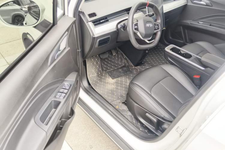 Used NETA V 2022 Chao 400 Lite Interior 3