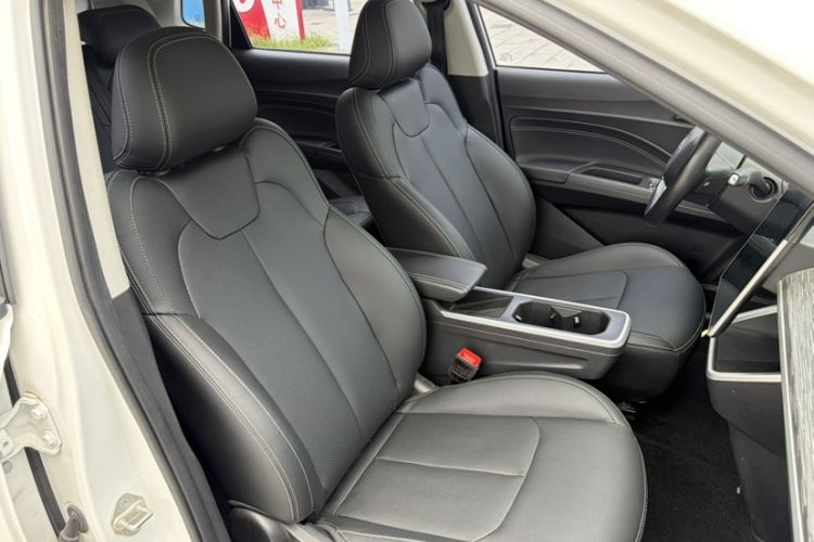Used NETA V 2022 Chao 400 Lite Interior 3