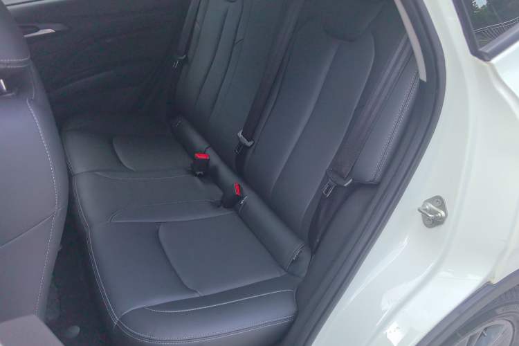 Used NETA V 2022 Pro Long-Range Smart Edition Interior 3
