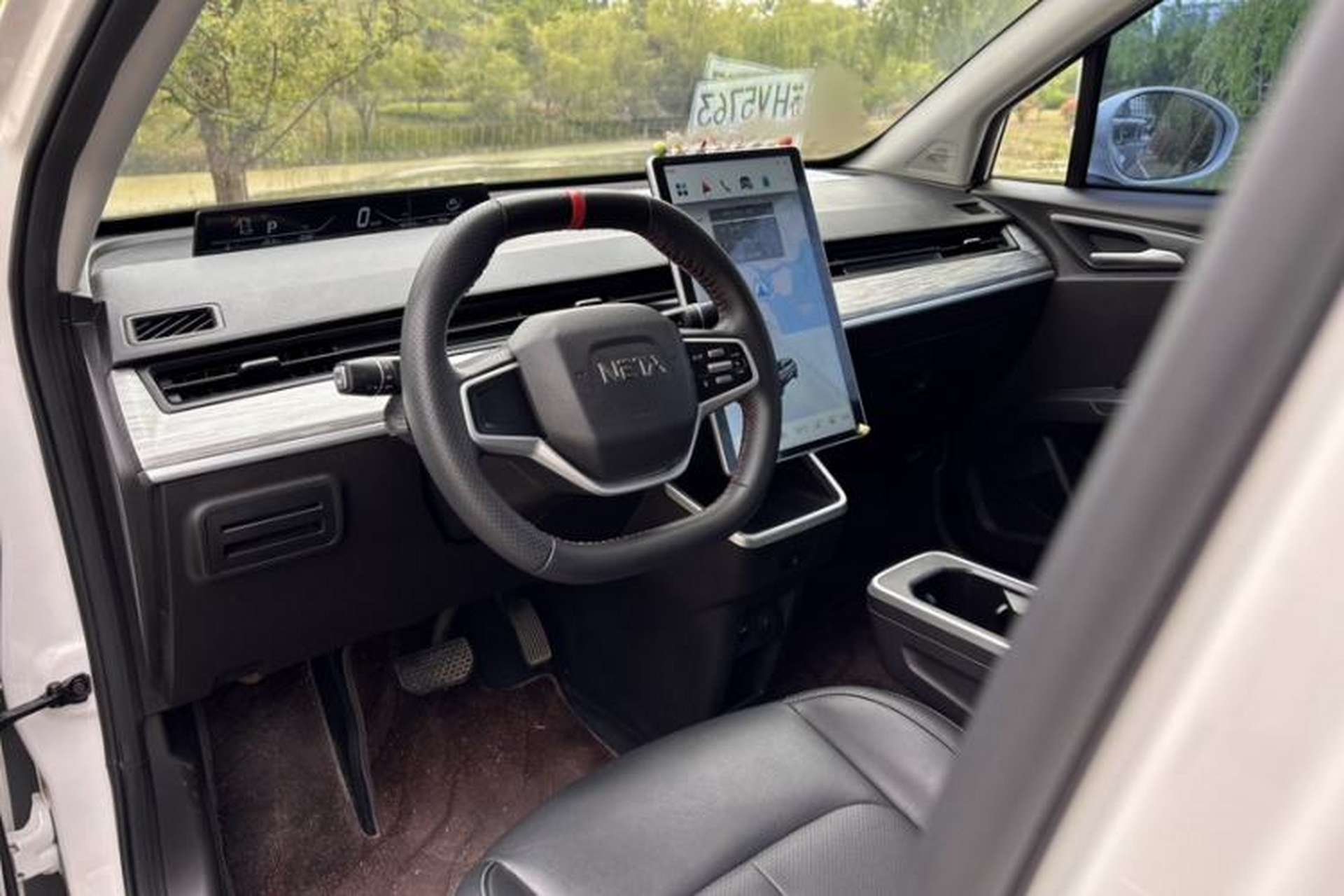 Used NETA V 2022 Chao 300 Lite Ternary Lithium Interior 3