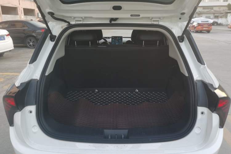 Used NETA V 2022 Chao 300 Lite Lithium Iron Phosphate Interior 5