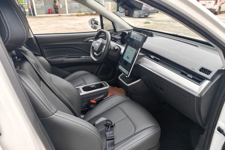 Used NETA V 2022 Chao 400 Lite Interior 7