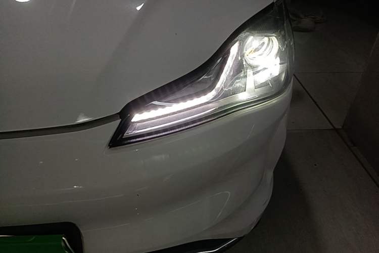 Used NETA V 2022 Chao 400 Lite Left Front Headlight