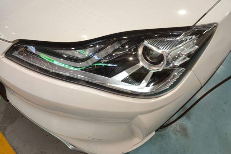 Used NETA V 2022 Chao 400 Lite Left Front Headlight