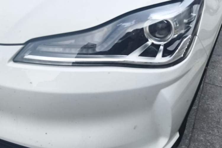 Used NETA V 2022 Chao 300 Industry Custom Edition Left Front Headlight