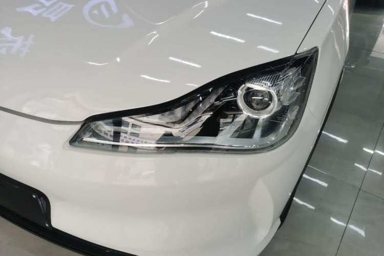 Used NETA V 2022 Chao 300 Lite Ternary Lithium Left Front Headlight