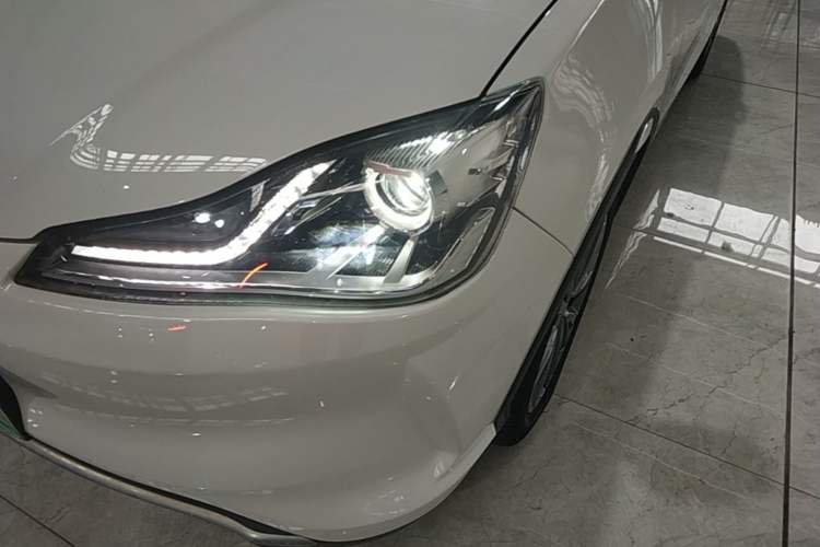 Used NETA V 2022 Chao 400 Lite Left Front Headlight