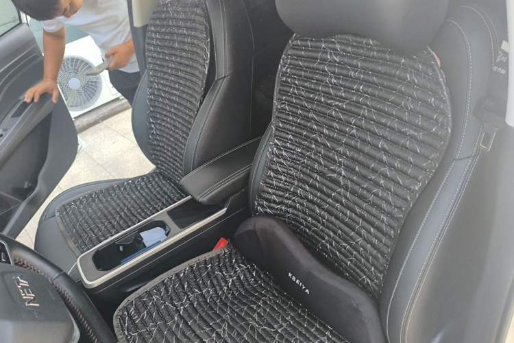 Used NETA V 2022 Chao 400 Lite Left Front Seat