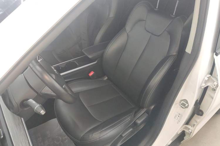 Used NETA V 2022 Chao 400 Lite Left Front Seat