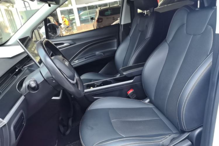 Used NETA V 2022 Chao 300 Lite Ternary Lithium Left Front Seat