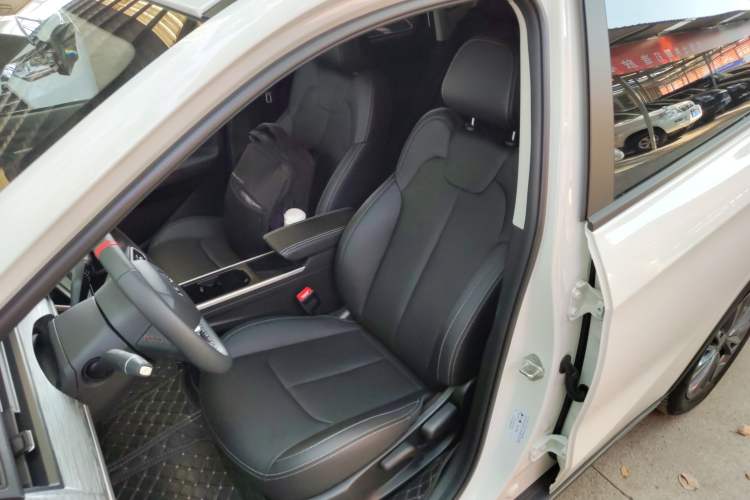 Used NETA V 2022 Chao 400 Lite Left Front Seat