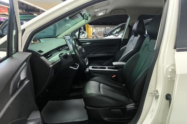 Used NETA V 2022 Chao 400 Lite Left Front Seat