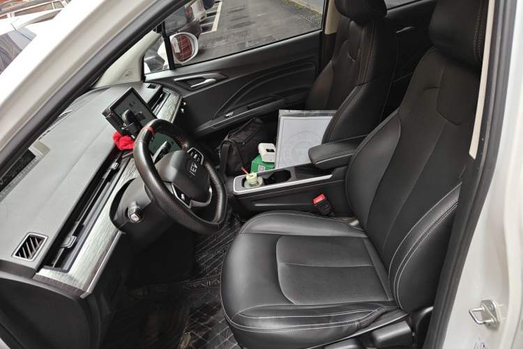 Used NETA V 2022 Chao 400 Lite Left Front Seat