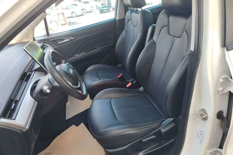Used NETA V 2022 Chao 400 Lite Left Front Seat