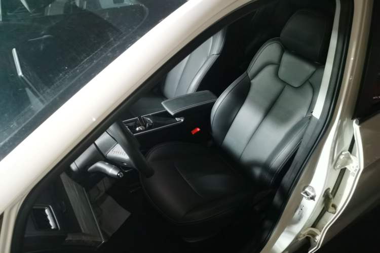 Used NETA V 2022 Chao 400 Lite Left Front Seat