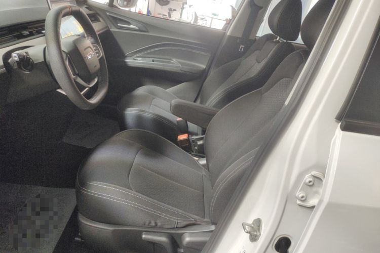 Used NETA V 2022 Standard Range Industry Custom Edition Left Front Seat