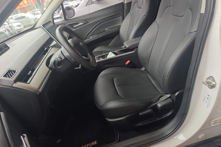 Used NETA V 2022 Chao 400 Pro Left Front Seat