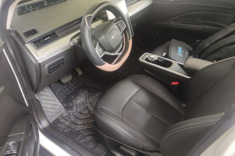 Used NETA V 2022 Chao 400 Left Front Seat