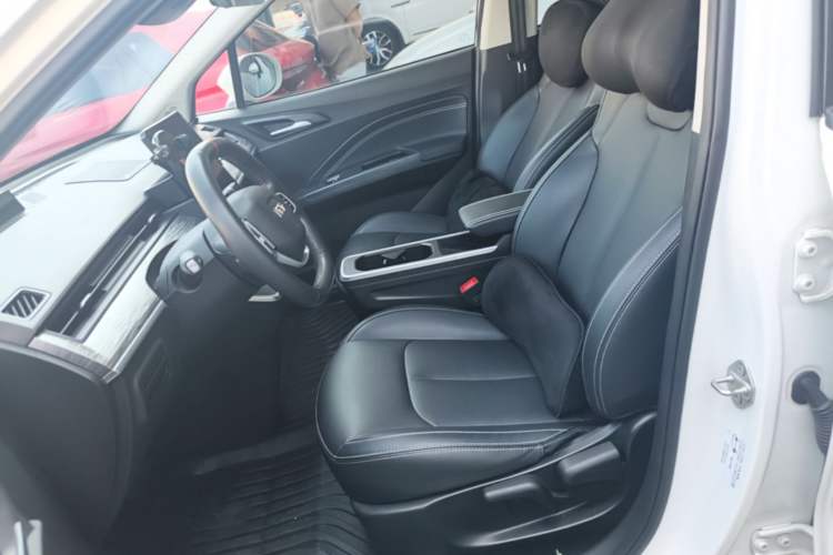 Used NETA V 2022 Chao 400 Lite Left Front Seat