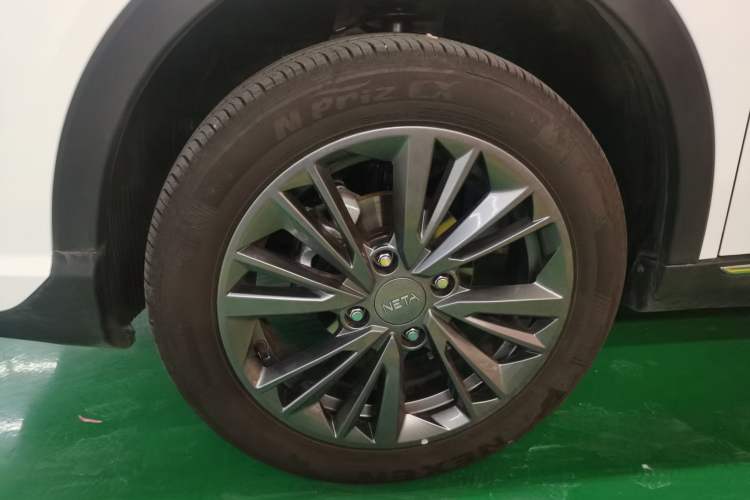 Used NETA V 2022 Chao 400 Lite Left Front Wheel Hub