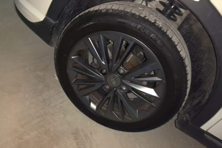 Used NETA V 2022 Chao 400 Lite Left Front Wheel Hub