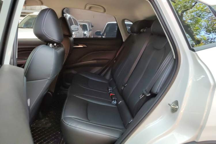 Used NETA V 2022 Chao 400 Lite Left Rear Seat
