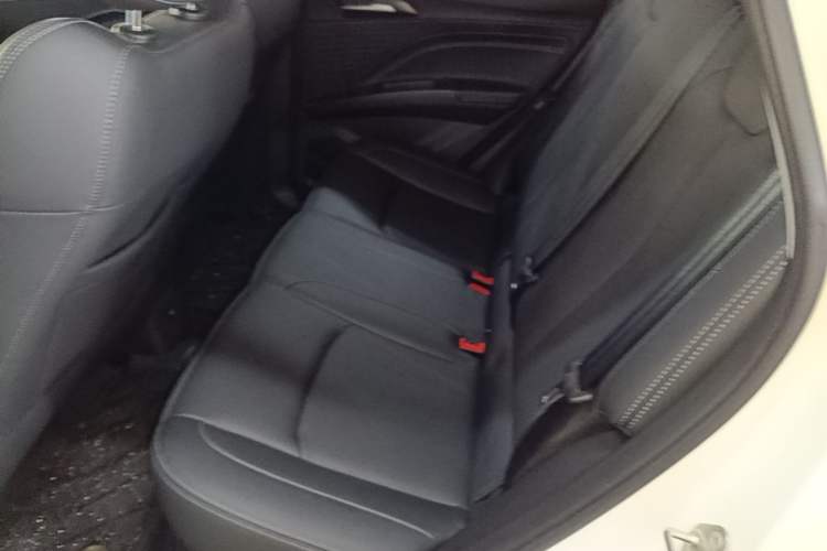 Used NETA V 2022 Chao 400 Lite Left Rear Seat