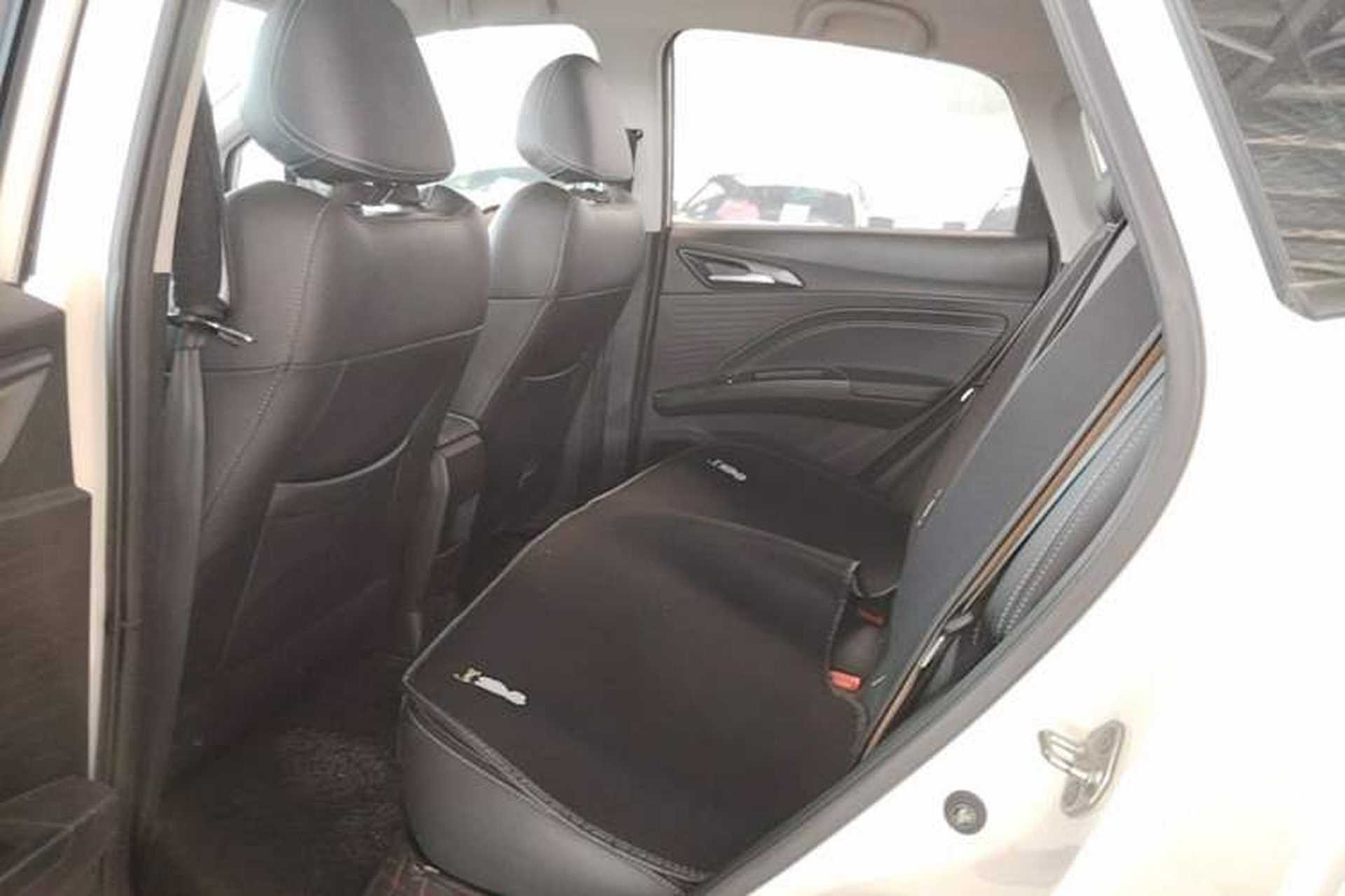 Used NETA V 2022 Chao 400 Lite Left Rear Seat
